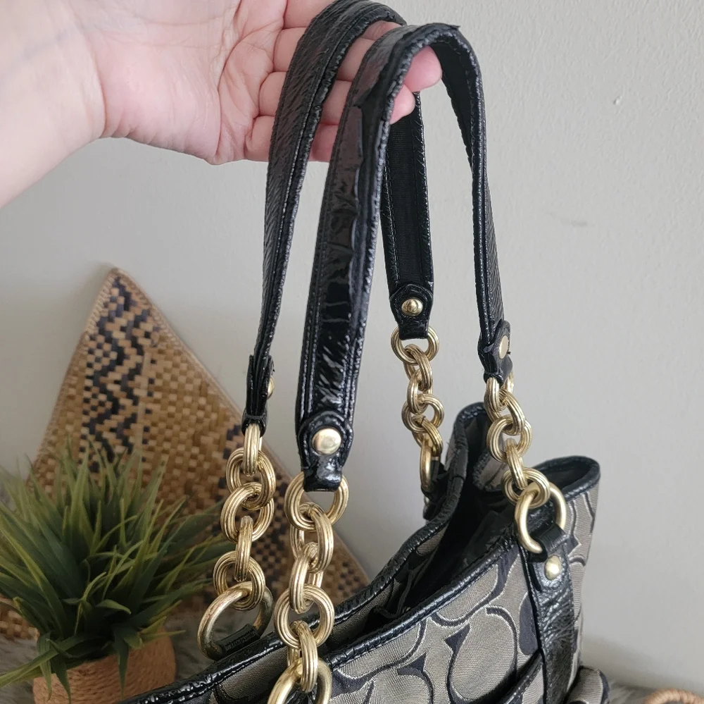 Coach vintage style gold chain pockets shoulder tote bag